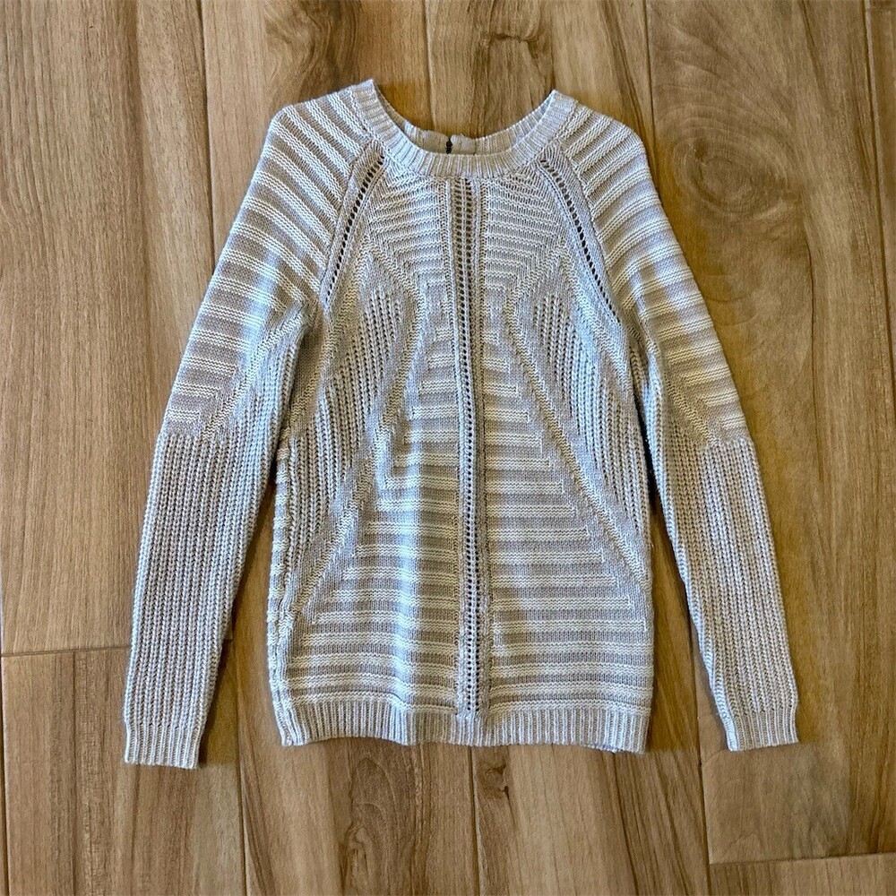 The Limited Sweater Womens XS Light Gray Textured Knit Crew Neck Back Zip